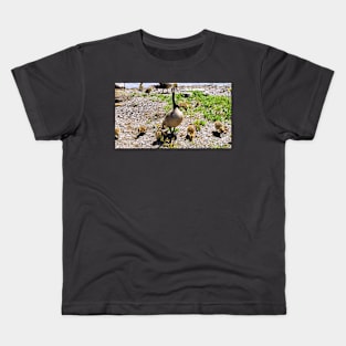 Canada Goose Watching Its Goslings Kids T-Shirt